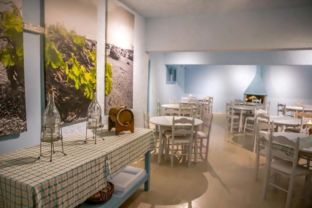 Zorbas Hotel Santorini Пиргос Экстерьер фото