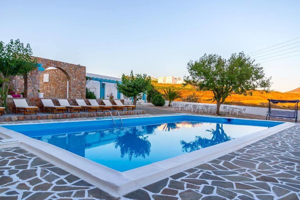 Zorbas Hotel Santorini Пиргос Экстерьер фото